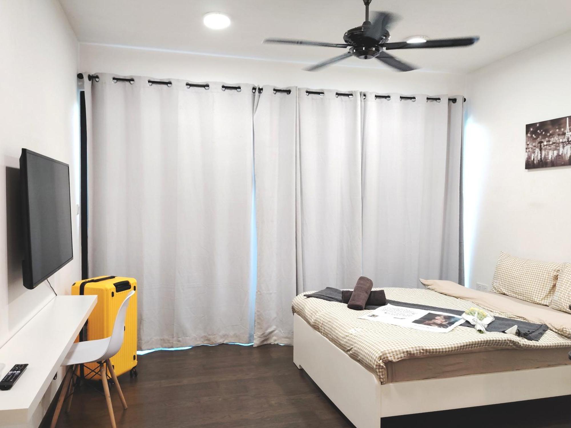 Almas Suites Poolview Netflix 100Mbps Bystay Nusajaya  Exterior foto